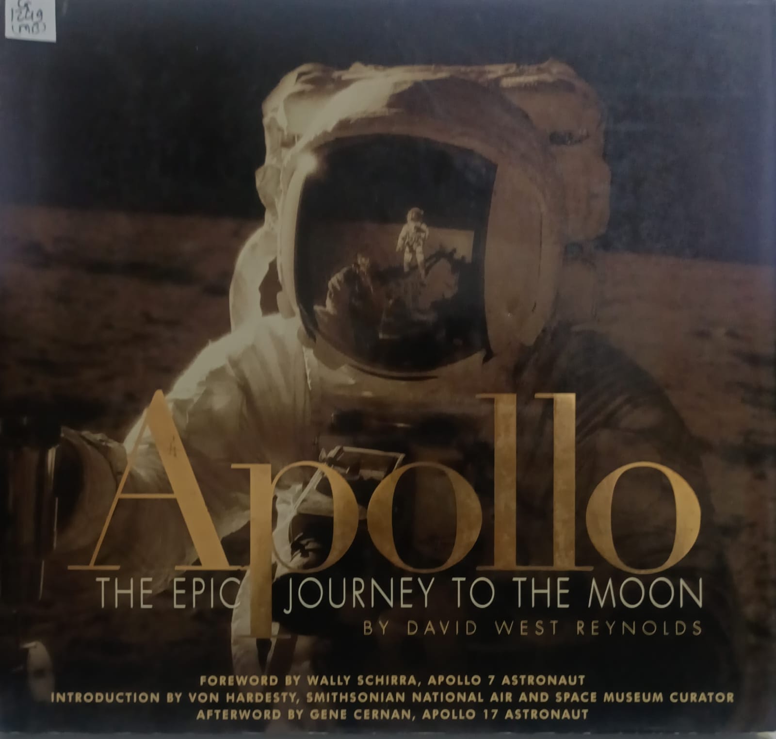 Apollo - The Epic Journey to The Moon