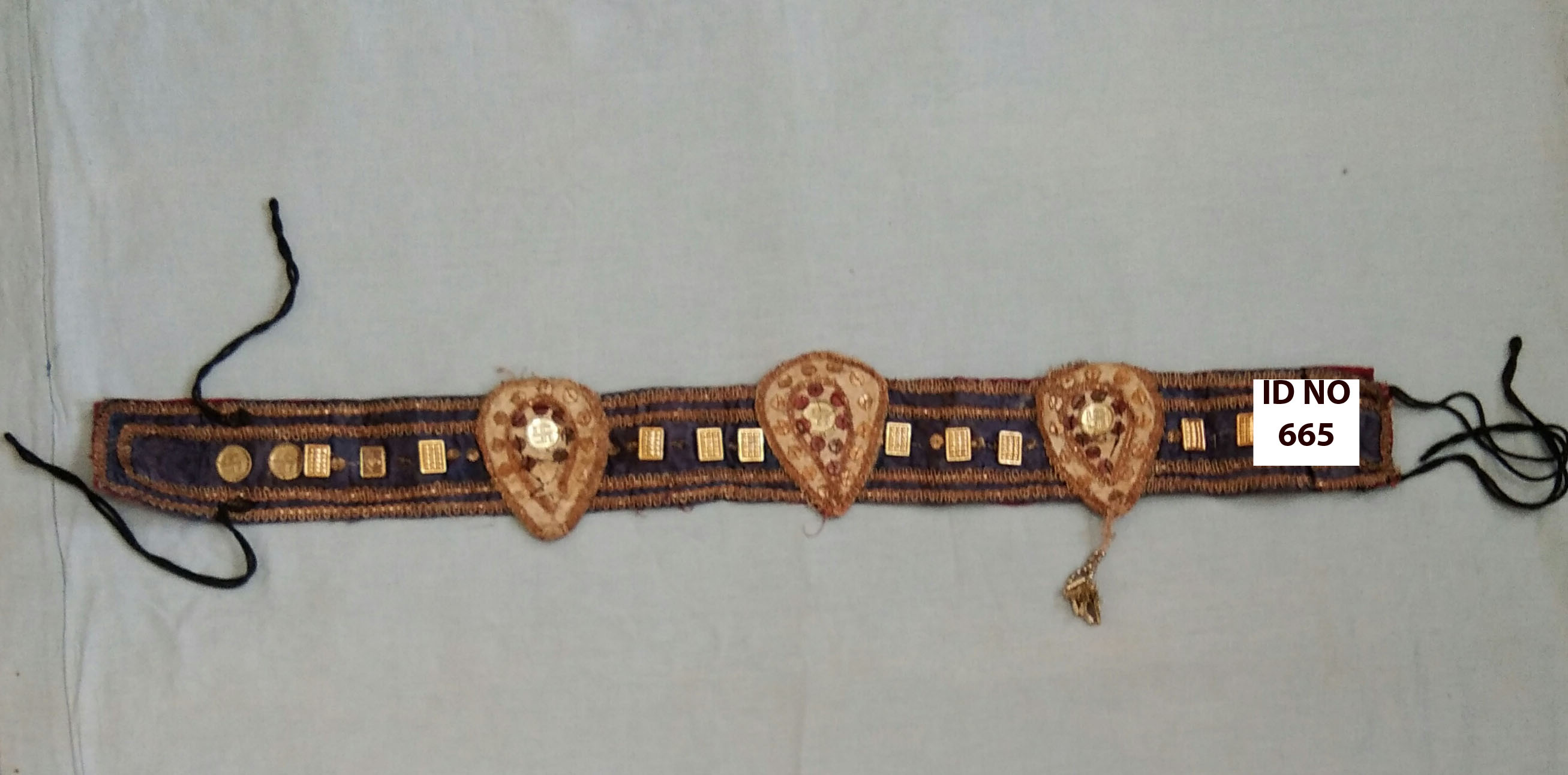 	waistband