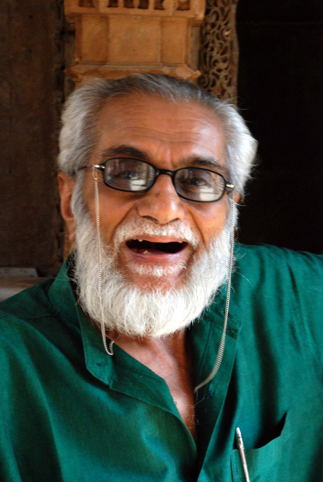 HASMUKH BARADI