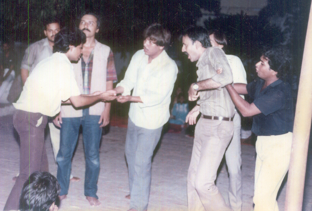 Shikshan urfe Yahoo...