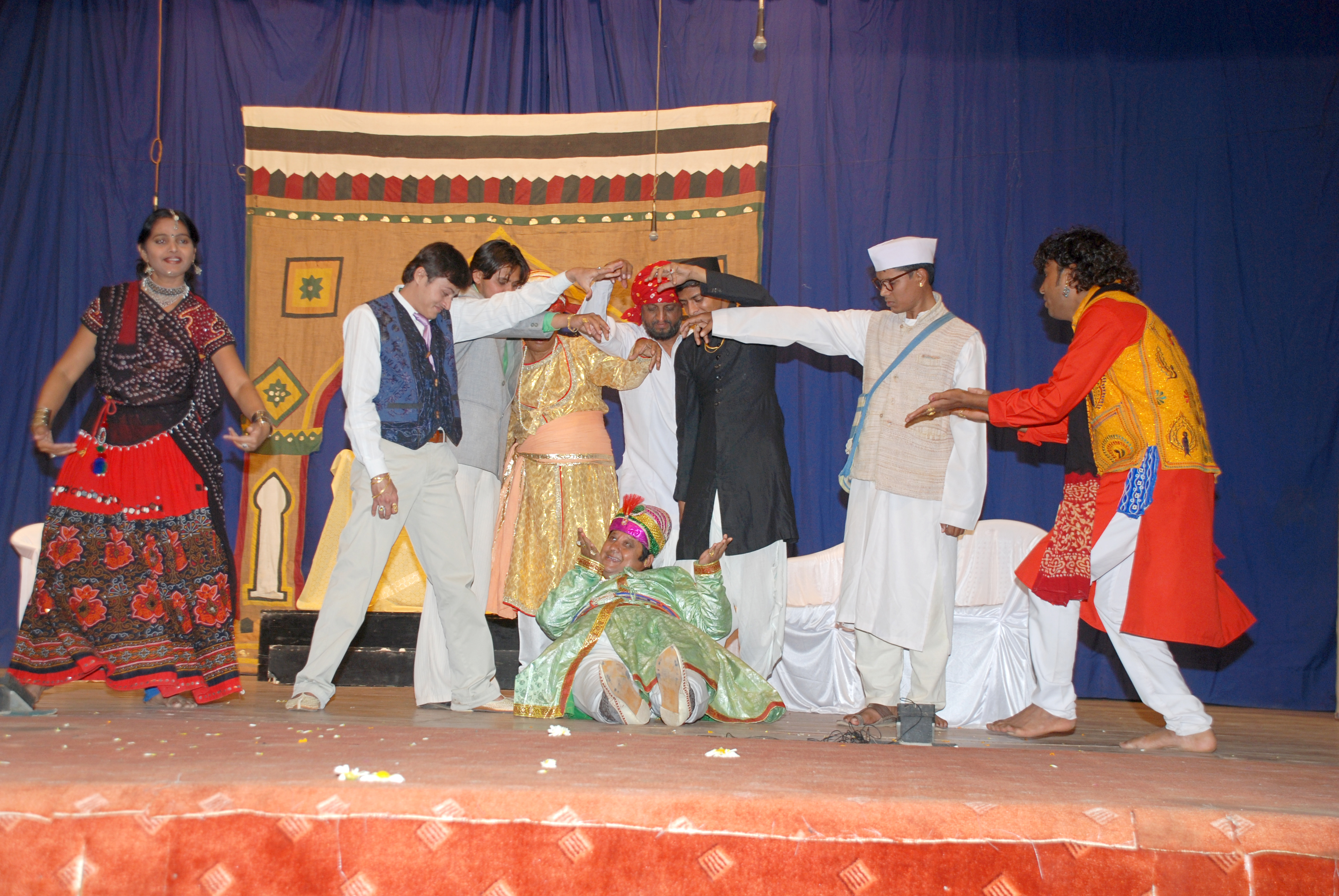 Khushnuma Khayal no Khel