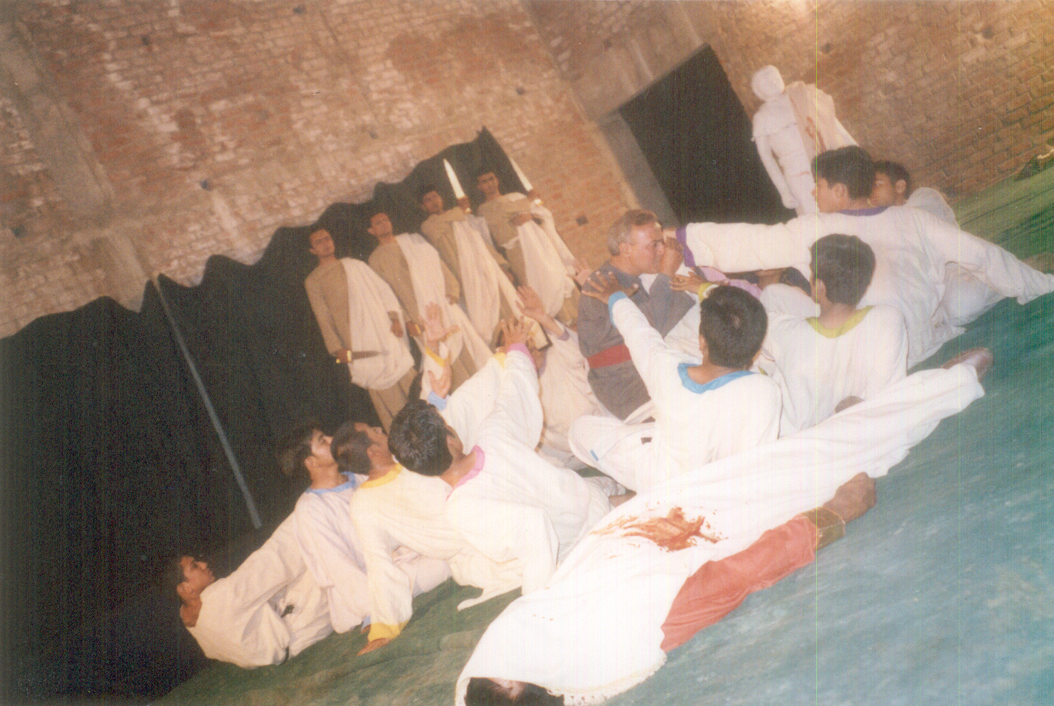 Hun Ja caesar Ne Hun Ja Brutus Chhun