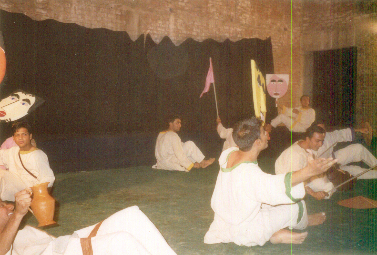 Hun Ja caesar Ne Hun Ja Brutus Chhun