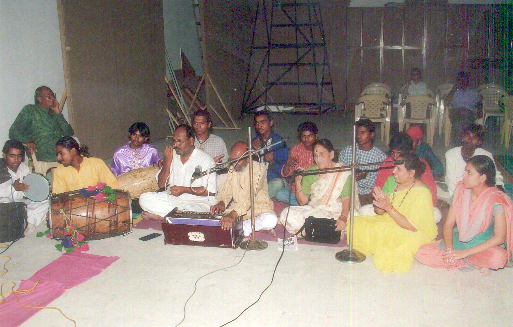 Maru Ghar Pankhi no Malo