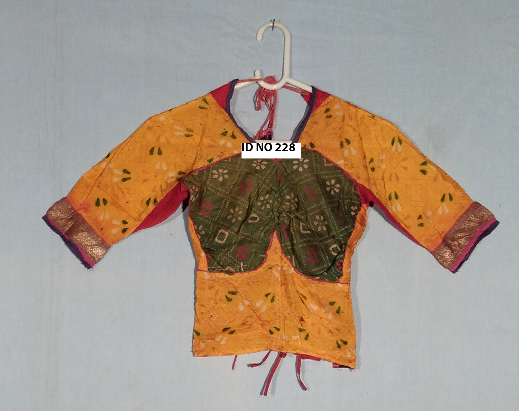 blouse