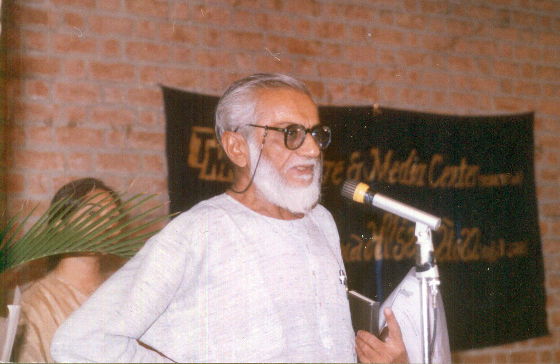 HASMUKH BARADI