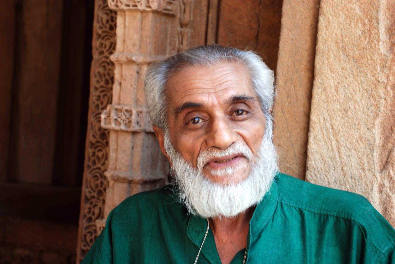 HASMUKH BARADI