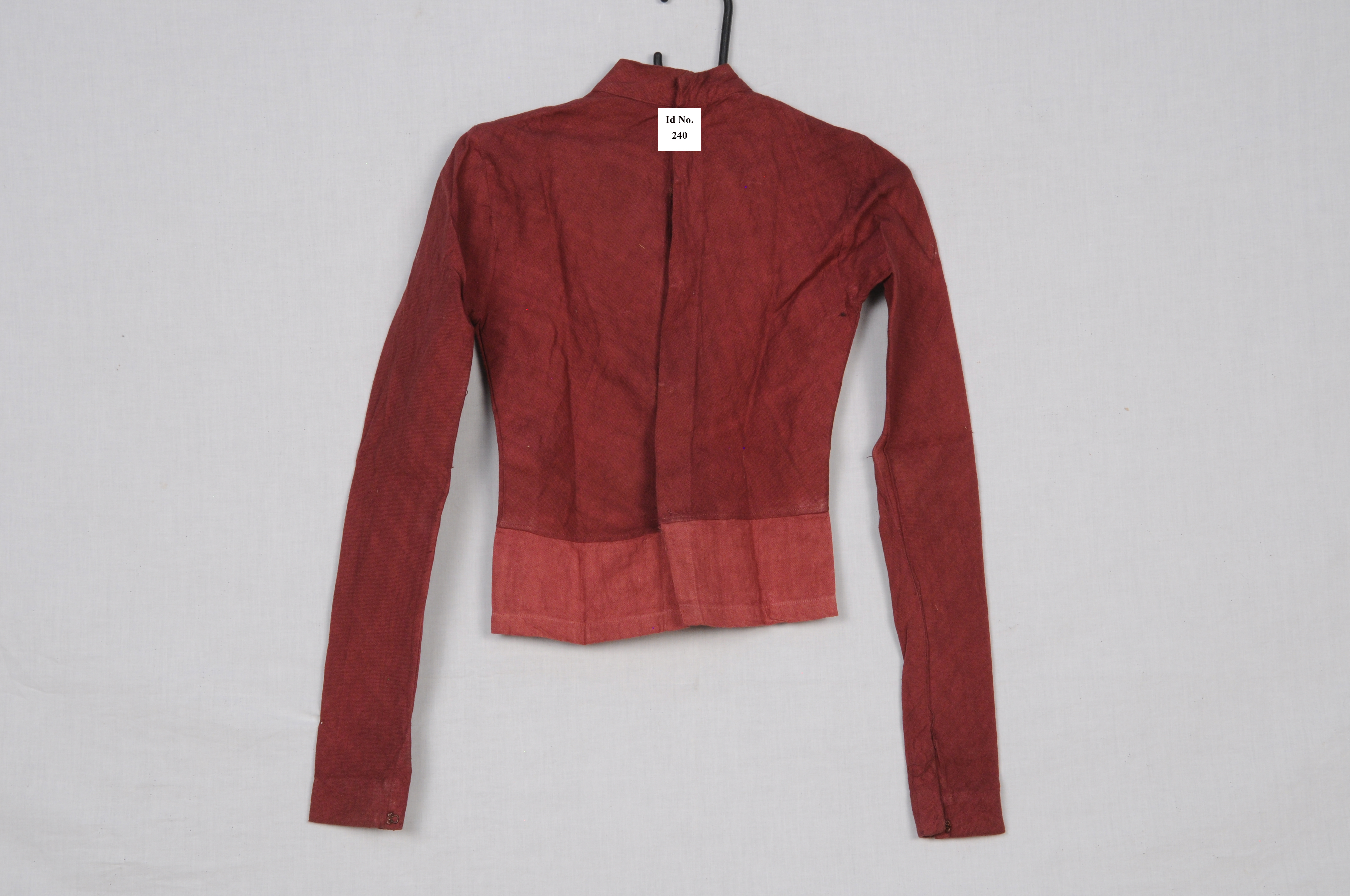 	blouse