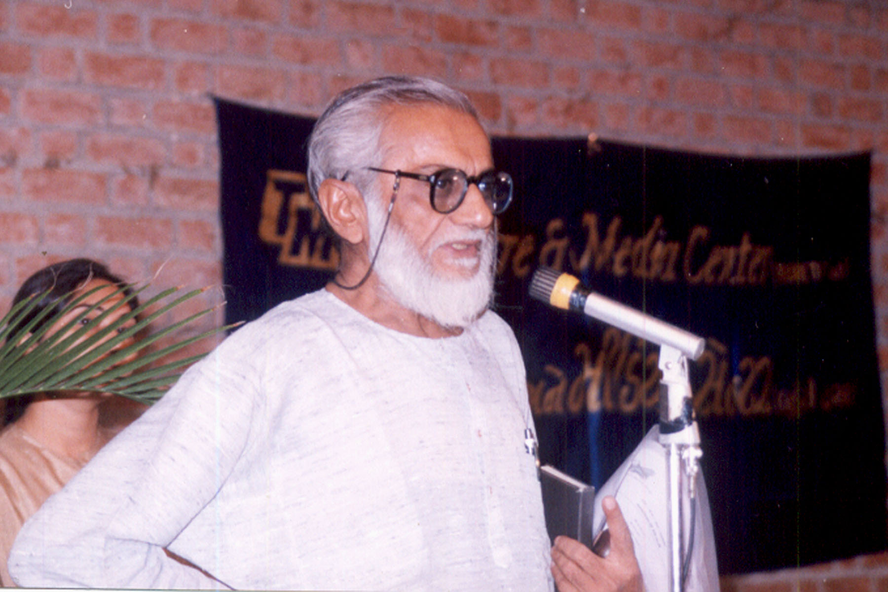 HASMUKH BARADI