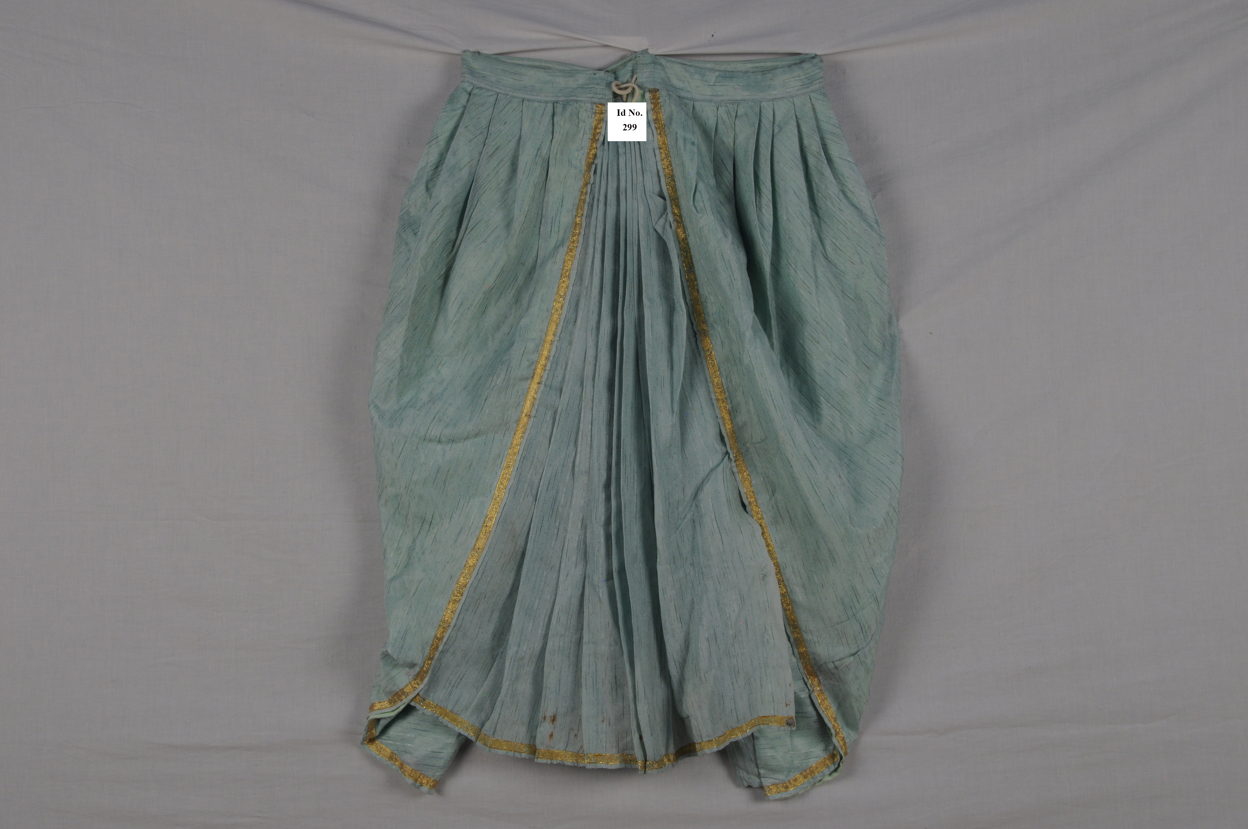 dhoti salwar