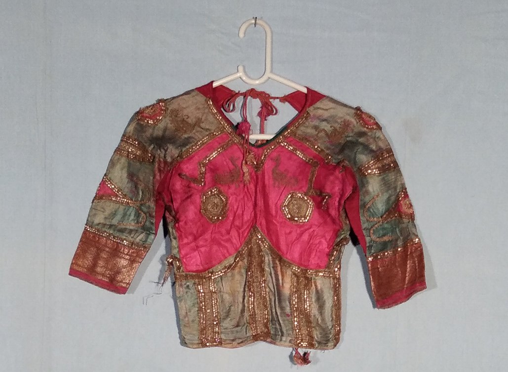blouse