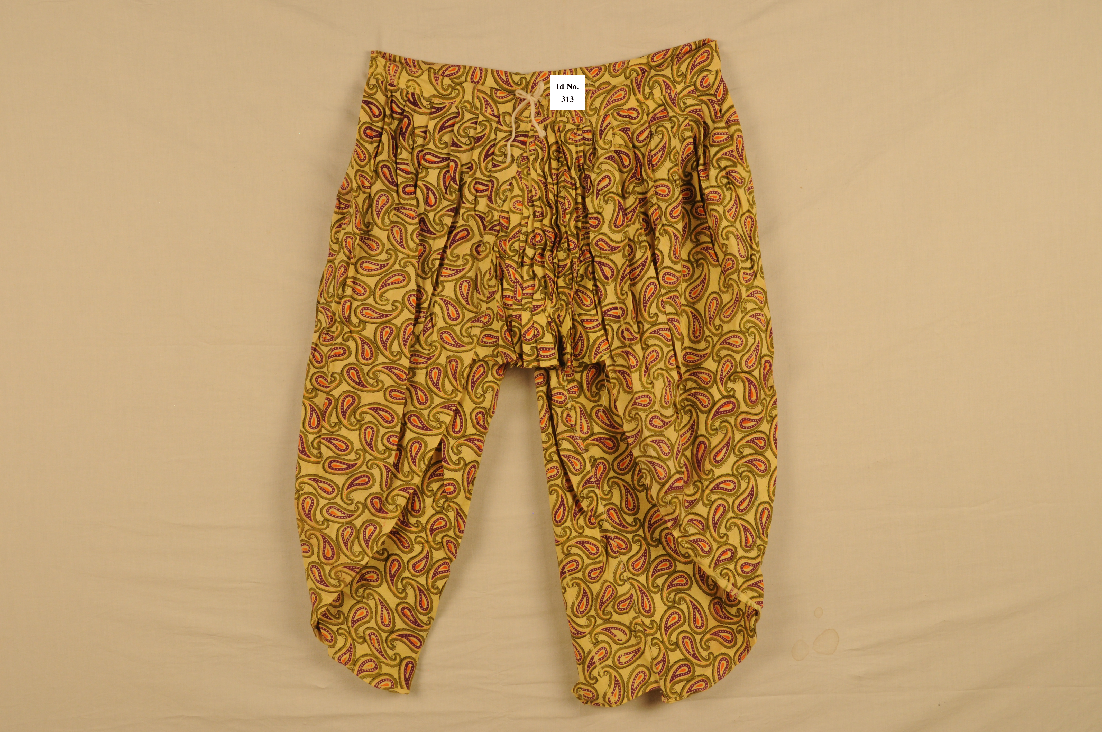 dhoti salwar