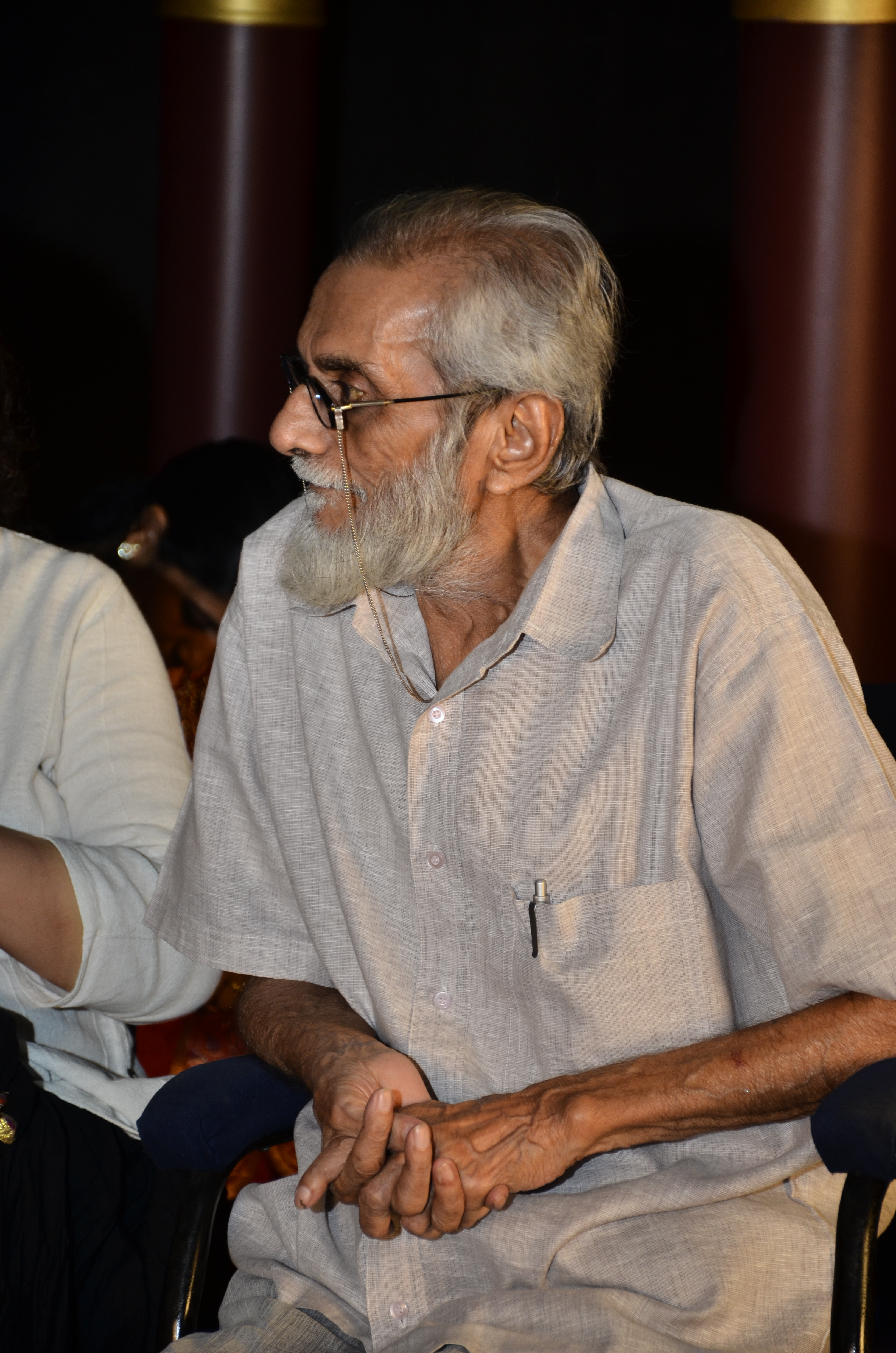 HASMUKH BARADI