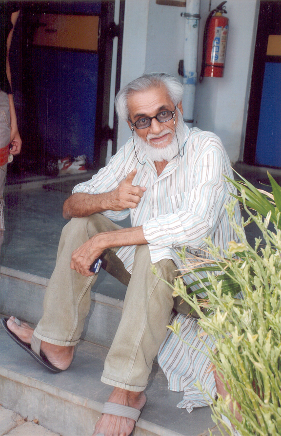 HASMUKH BARADI