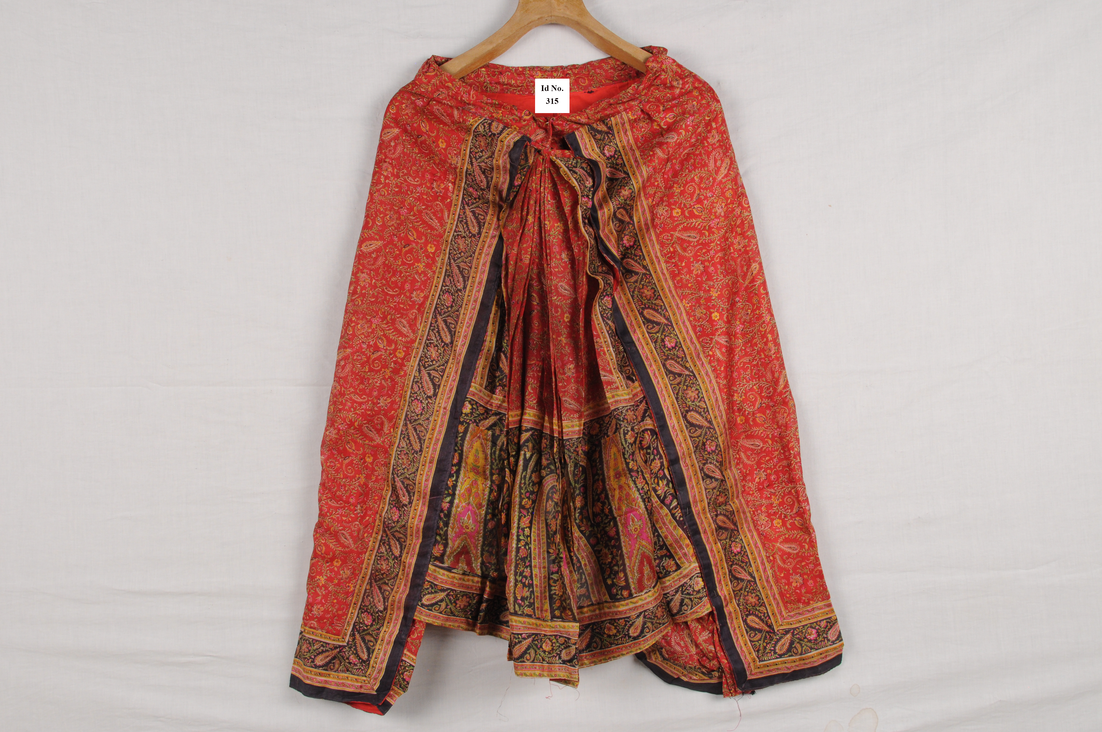 dhoti salwar