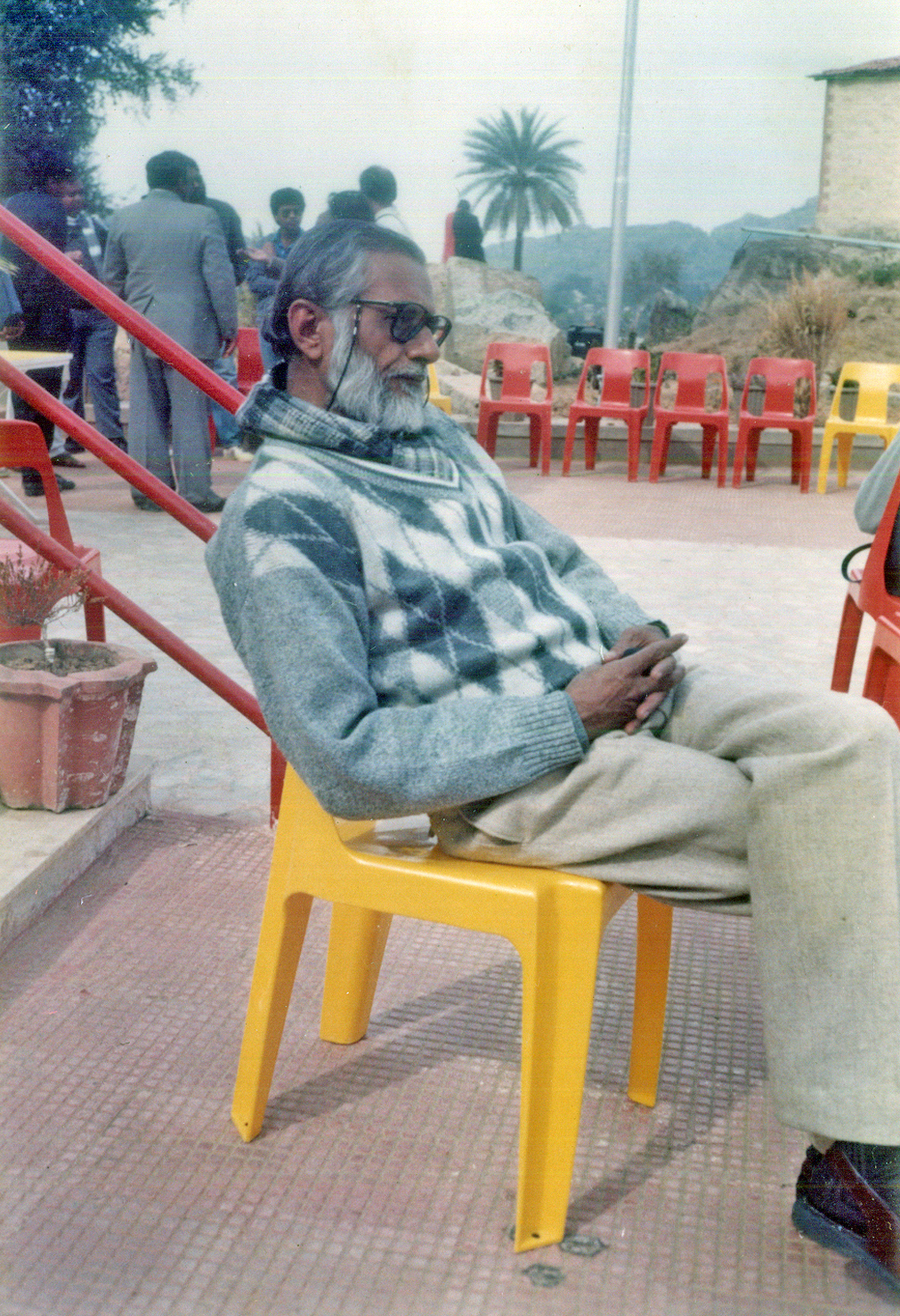HASMUKH BARADI