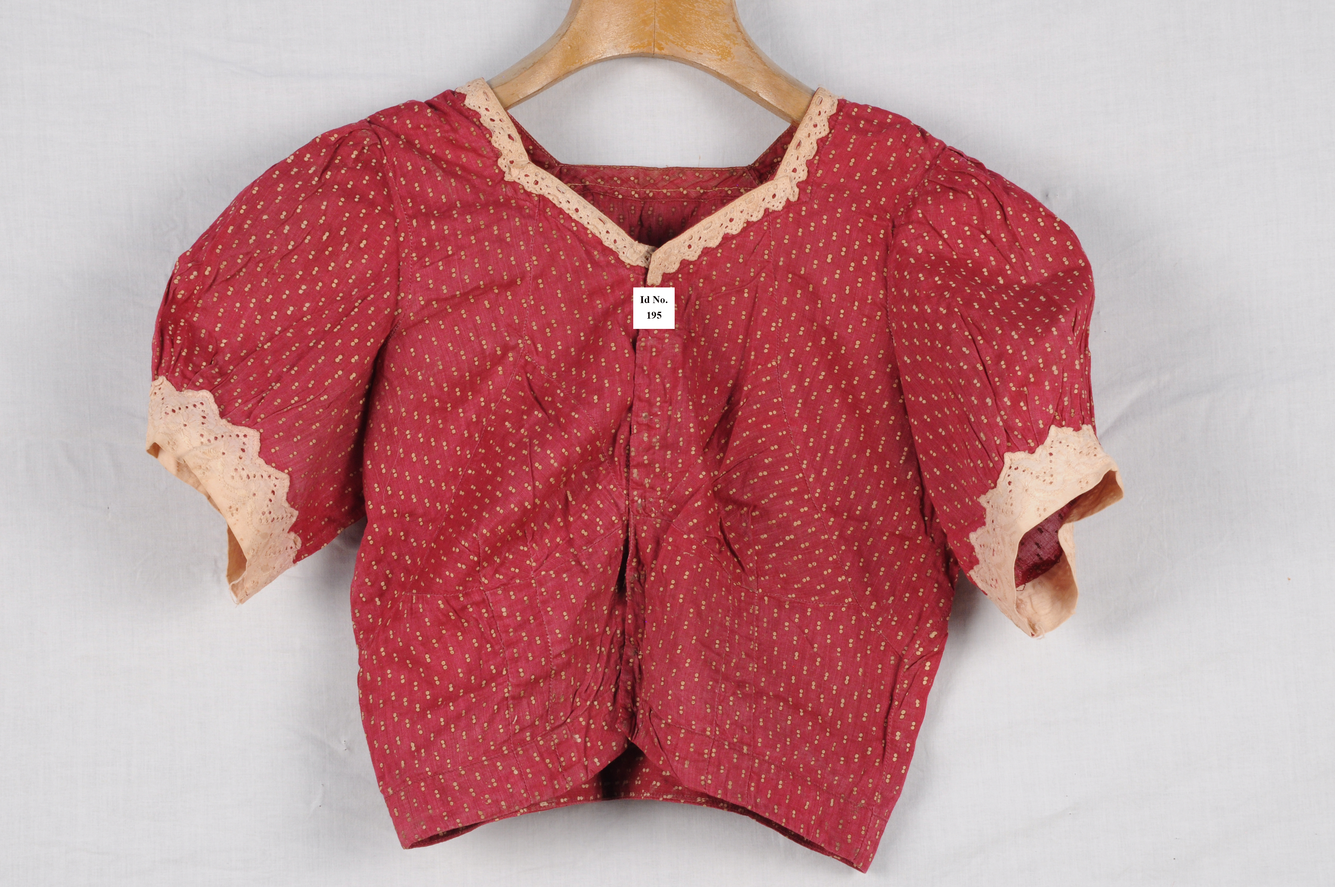 blouse