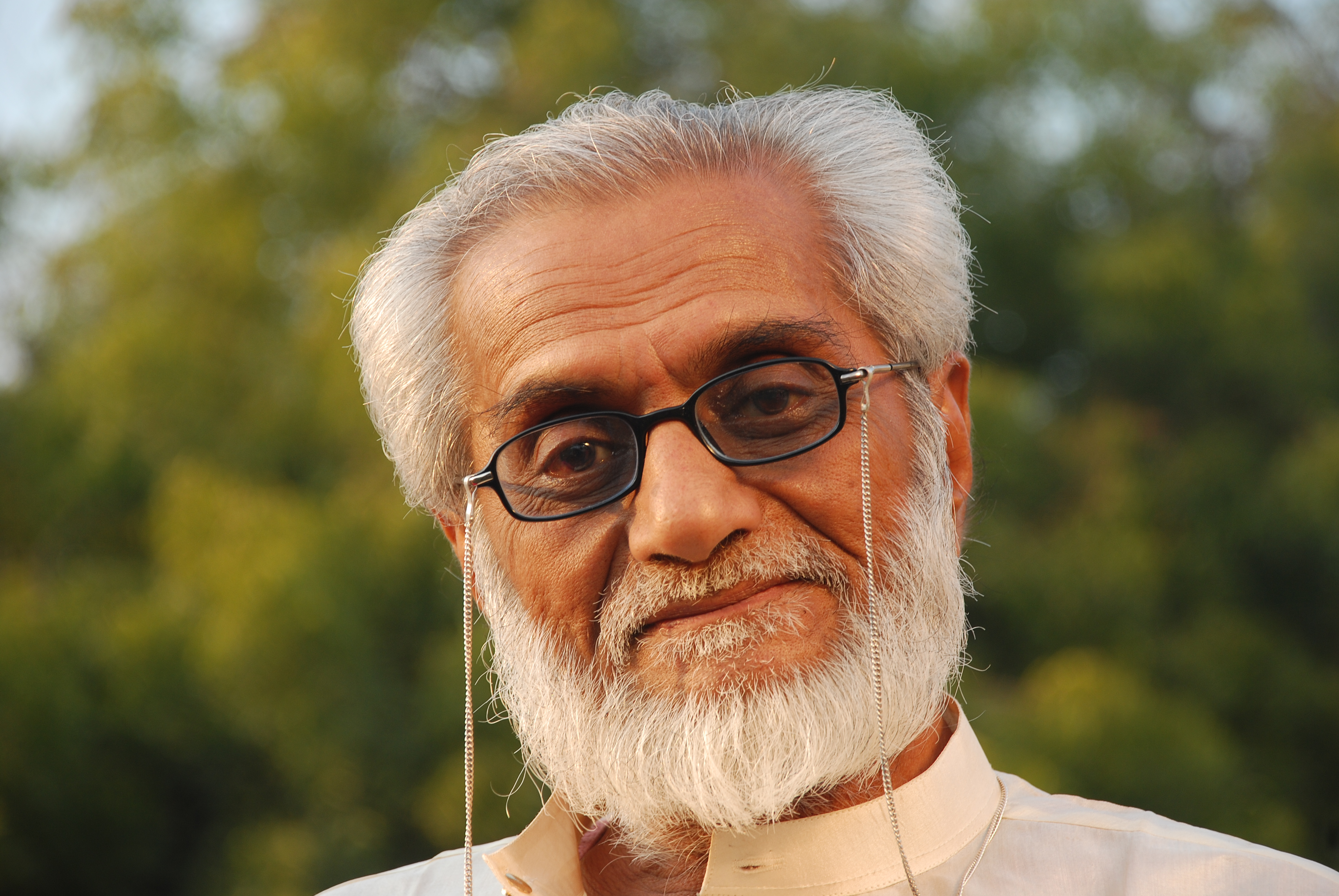 HASMUKH BARADI