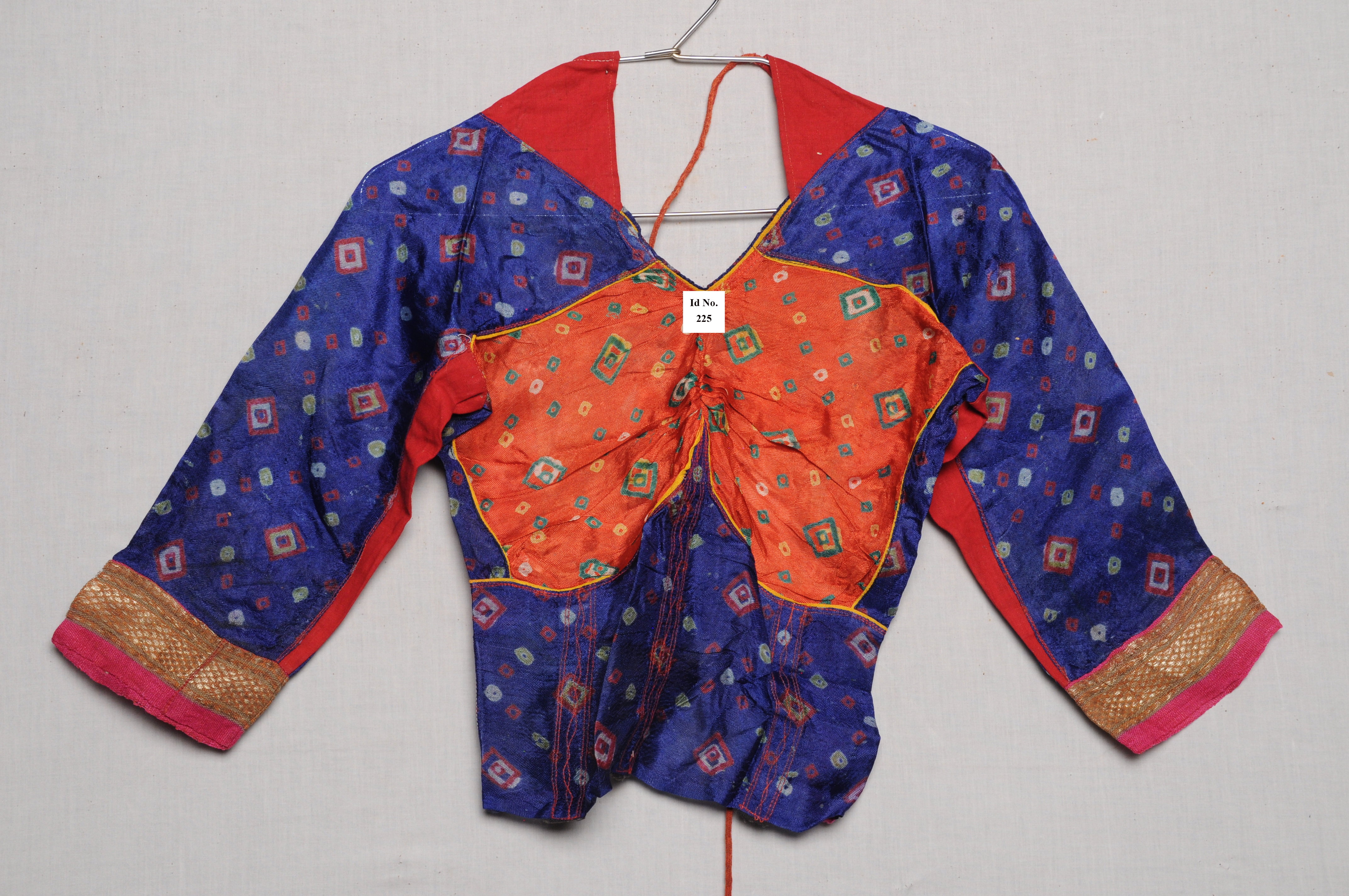 blouse