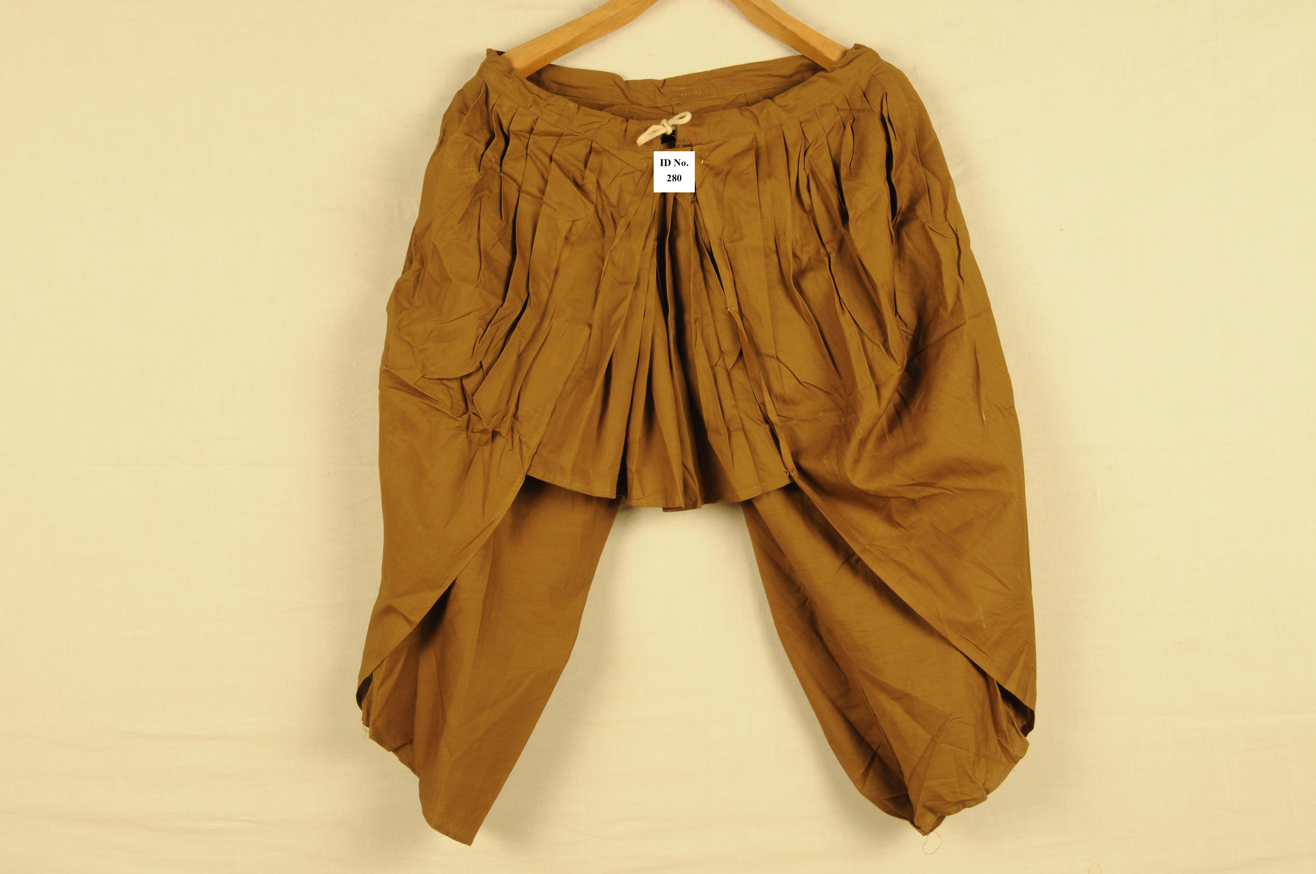 	dhoti salwar