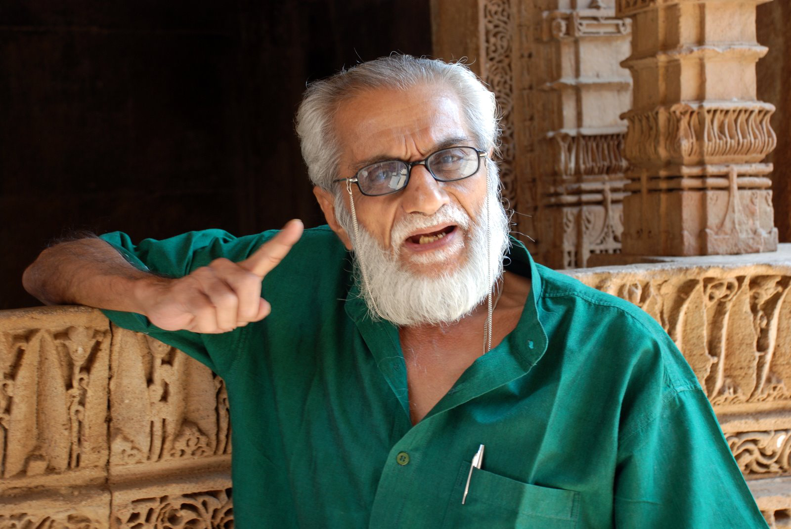 HASMUKH BARADI