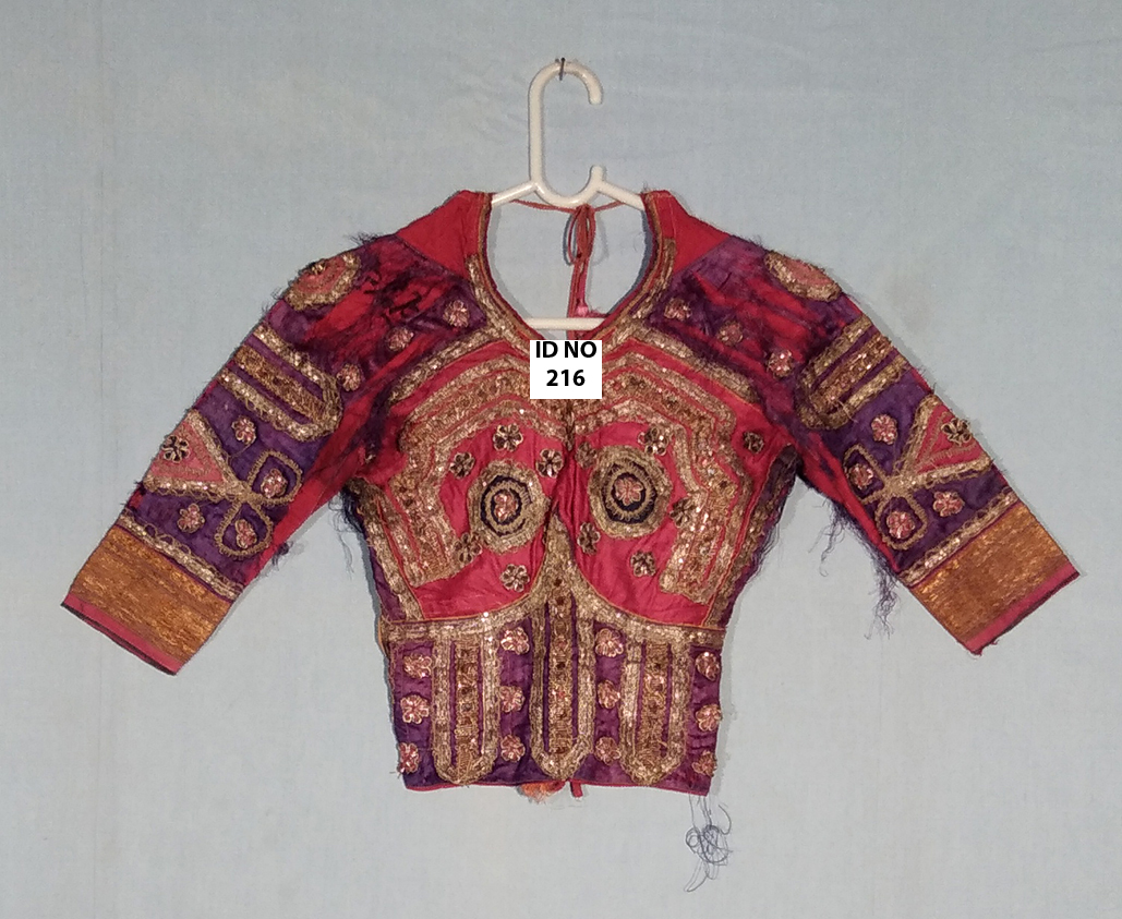	blouse